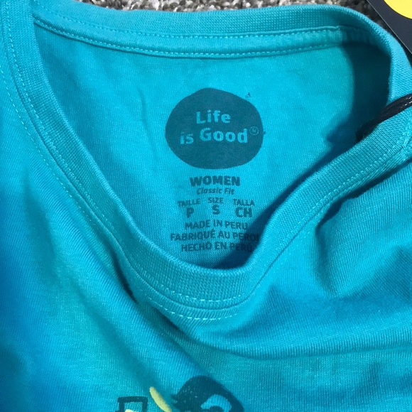 NWT life is good t-shirt - Picture 4 of 5